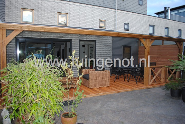 eiken veranda  lariks.JPG